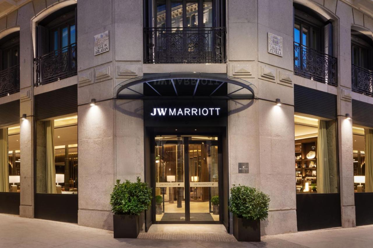 Jw Marriott Hotel Madrid Exterior foto